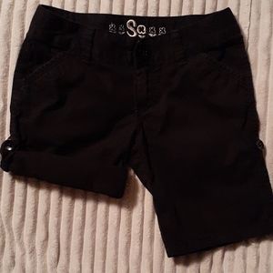 Girl's "So" adjustable shorts, size (7)